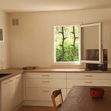 شقة Chambre Avec Cuisine Et Salon